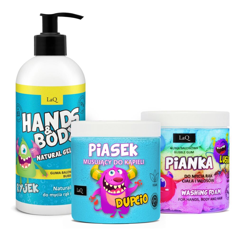 LaQ vaikiškas maudynių rinkinys KRAMTOMOSIOS GUMOS AROMATO – prausiklis 300 ml, trispalvės putos 100 g ir vonios smėlis 210 g